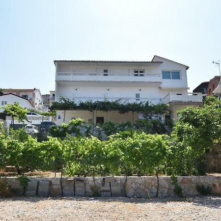 Apartments And Room Mate-Mare Primošten Extérieur photo