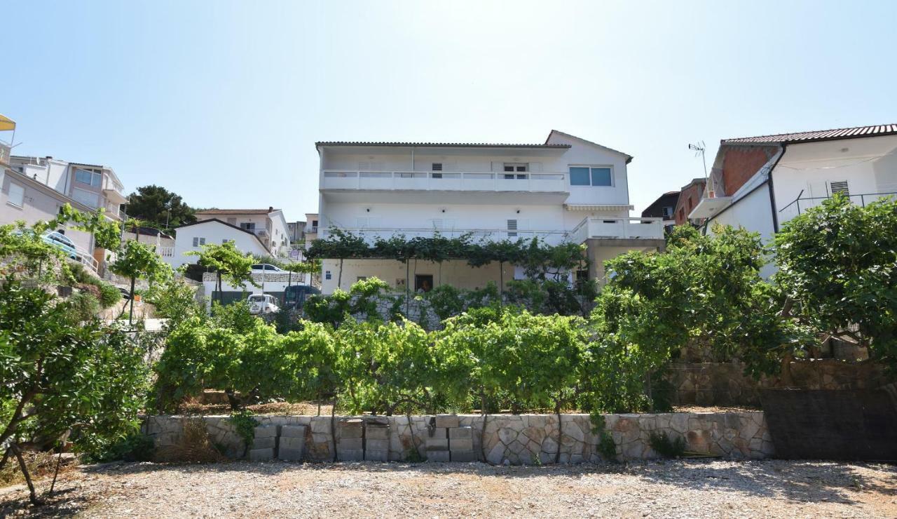 Apartments And Room Mate-Mare Primošten Extérieur photo